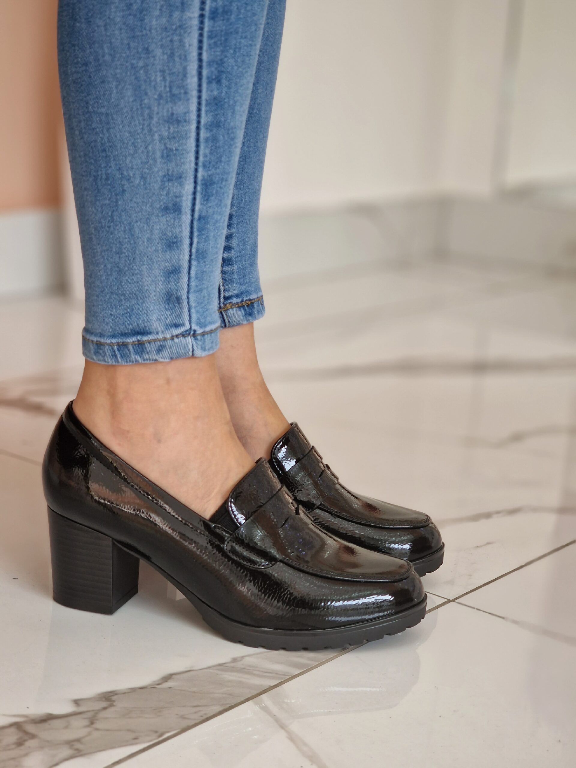 Mocassino clearance con tacco
